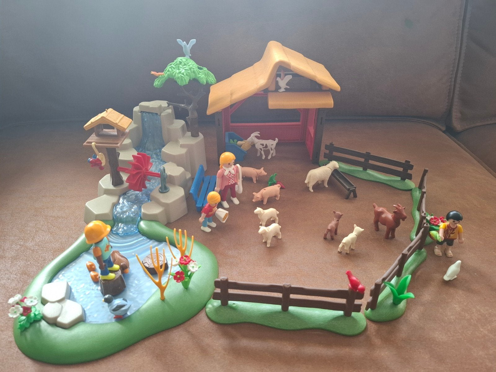 Playmobil Kinderboerderij met veel dieren en figuren, Kinderen en Baby's, Gebouw, Complete set, Ophalen of Verzenden, Zo goed als nieuw