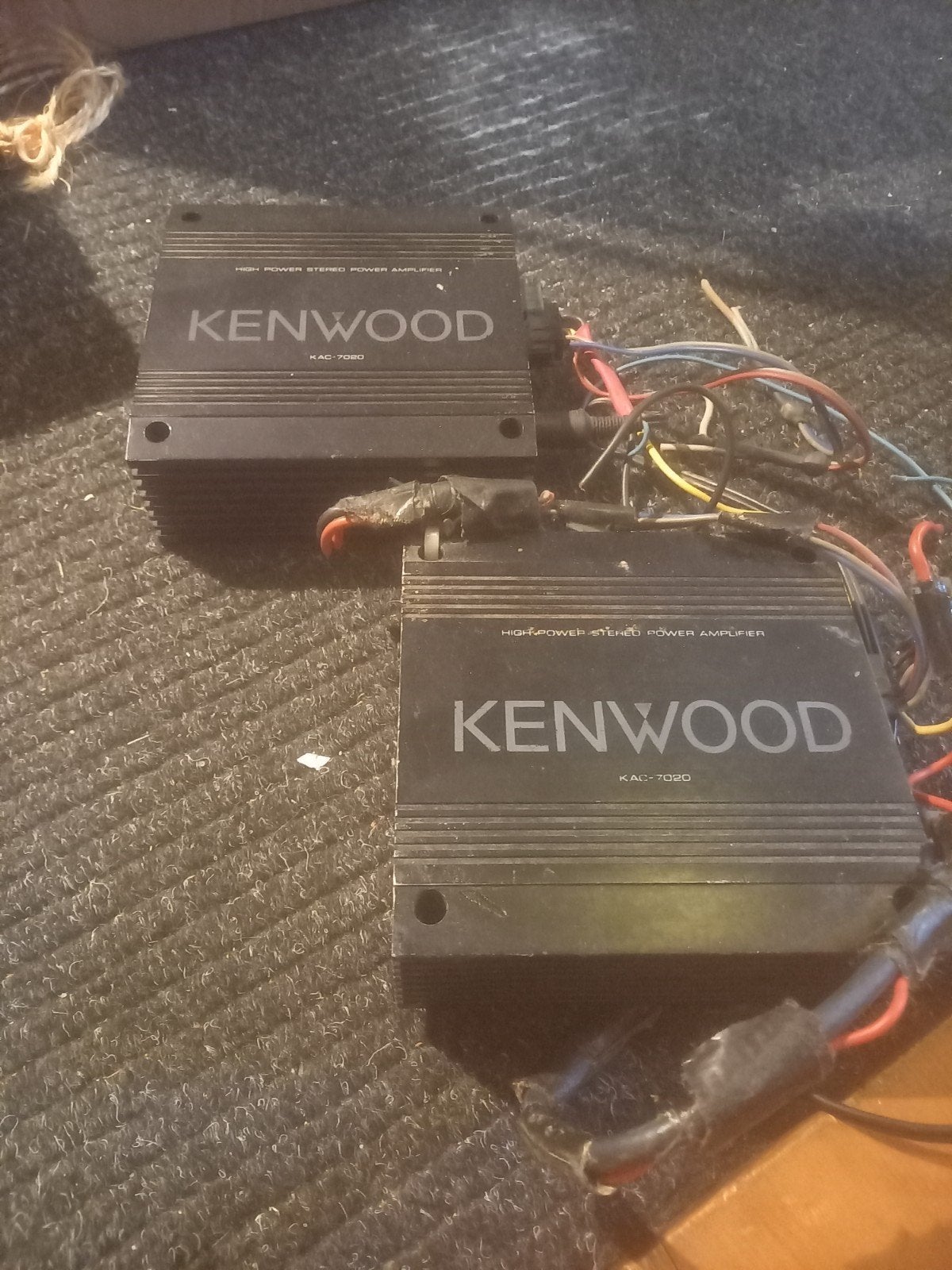 Kenwood KAC-7020 Stereo Eindversterker (2 stuks), Audio, Tv en Foto, Versterkers en Receivers, Gebruikt, Stereo, 60 tot 120 watt