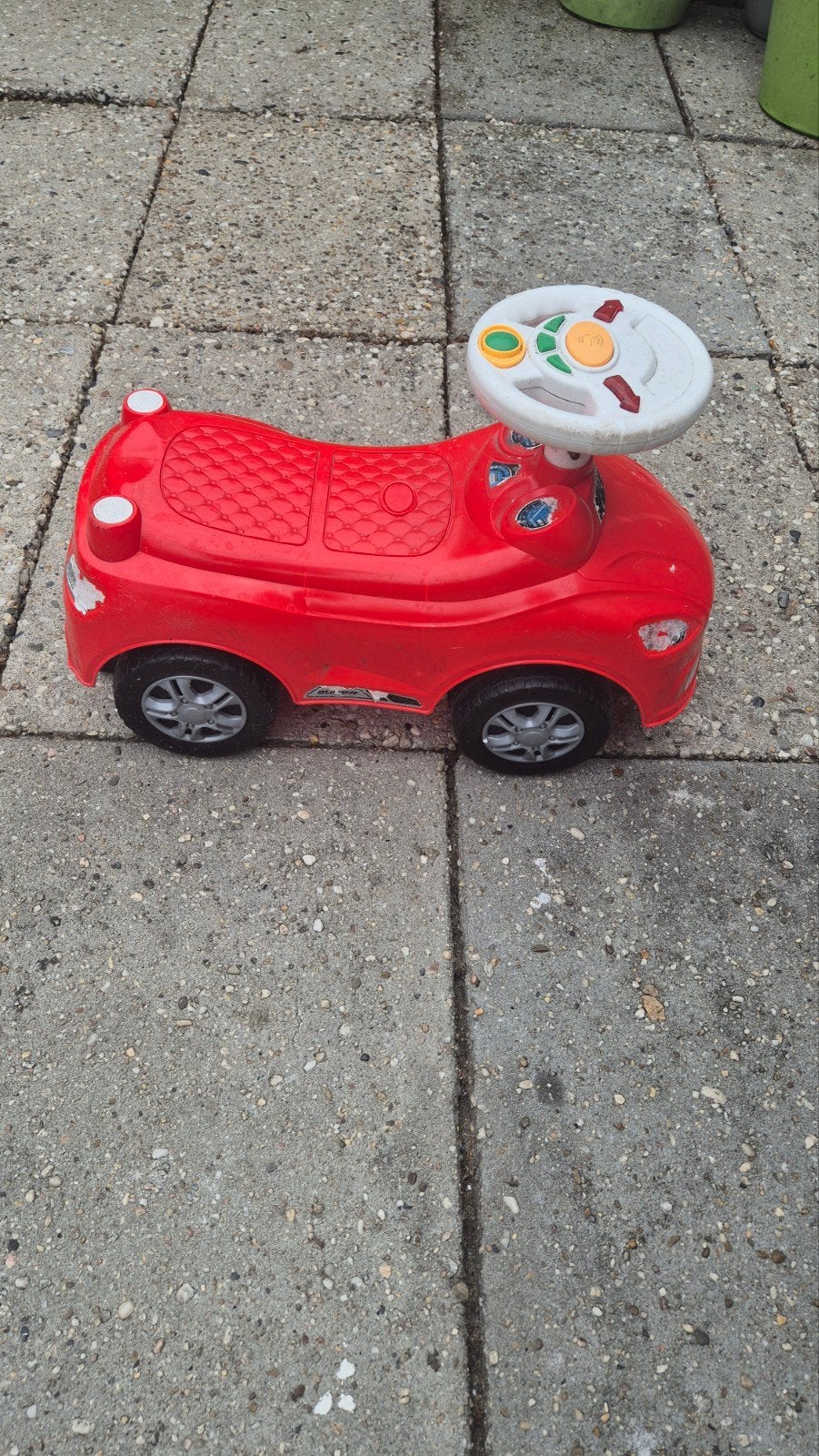 Rode loopauto voor kinderen, Ophalen of Verzenden, Gebruikt, Loopvoertuig