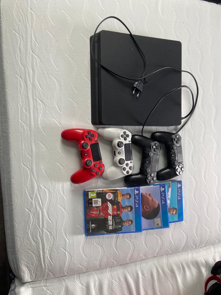 PlayStation 4, Spelcomputers en Games, Spelcomputers | Sony PlayStation Vita, Ophalen, Gebruikt