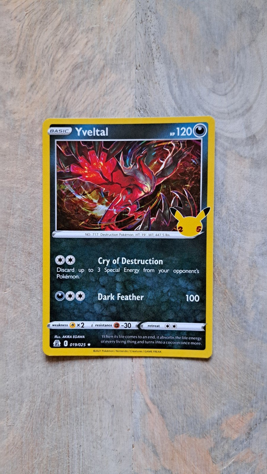 Yveltal 019/025 Pokémon Celebrations Kaart, Ophalen of Verzenden, Zo goed als nieuw, Losse kaart, Foil