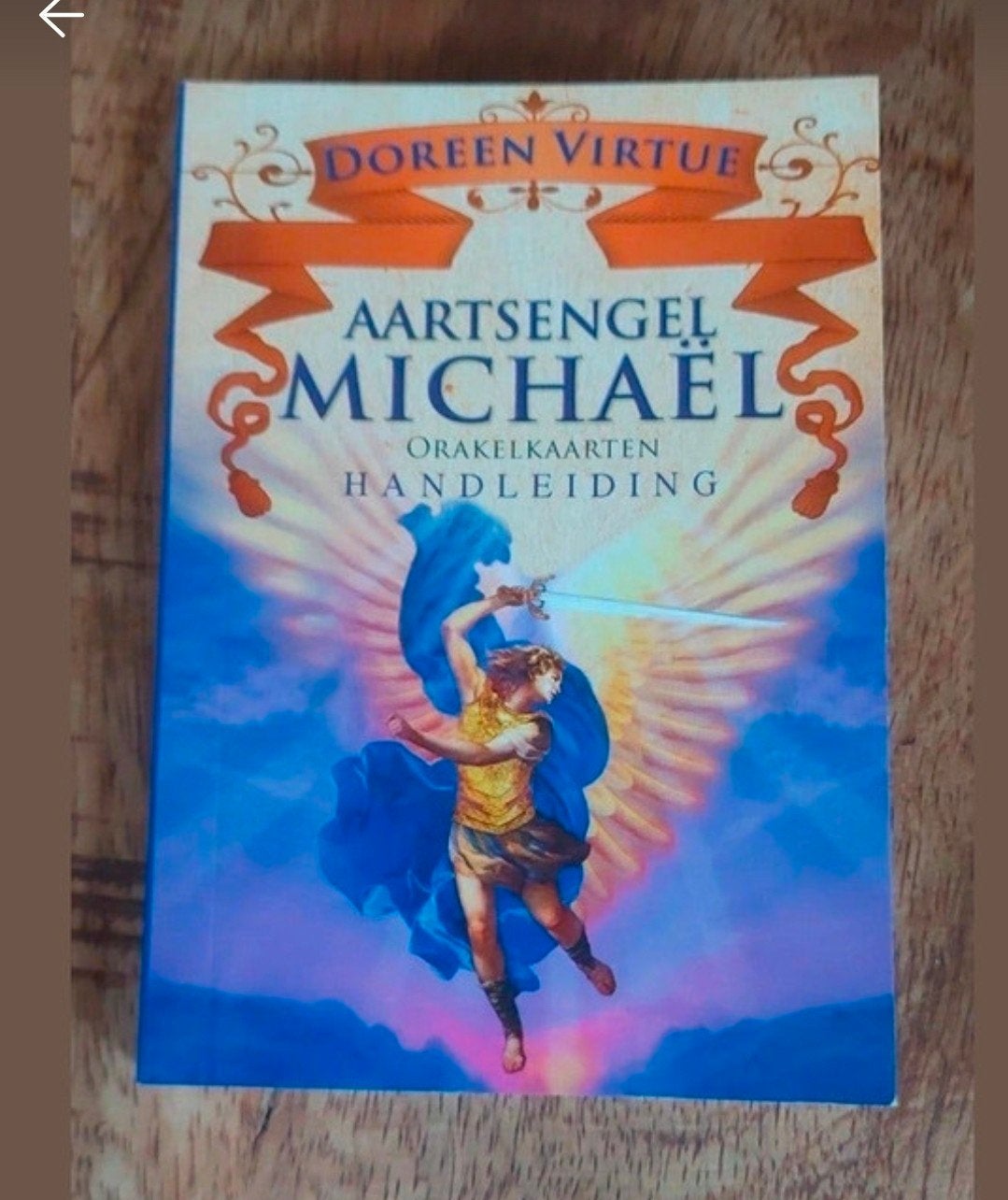Aartsengel Michaël Orakelkaarten - Doreen Virtue, Boeken, Ophalen of Verzenden, Zo goed als nieuw, Tarot of Kaarten leggen, Overige typen