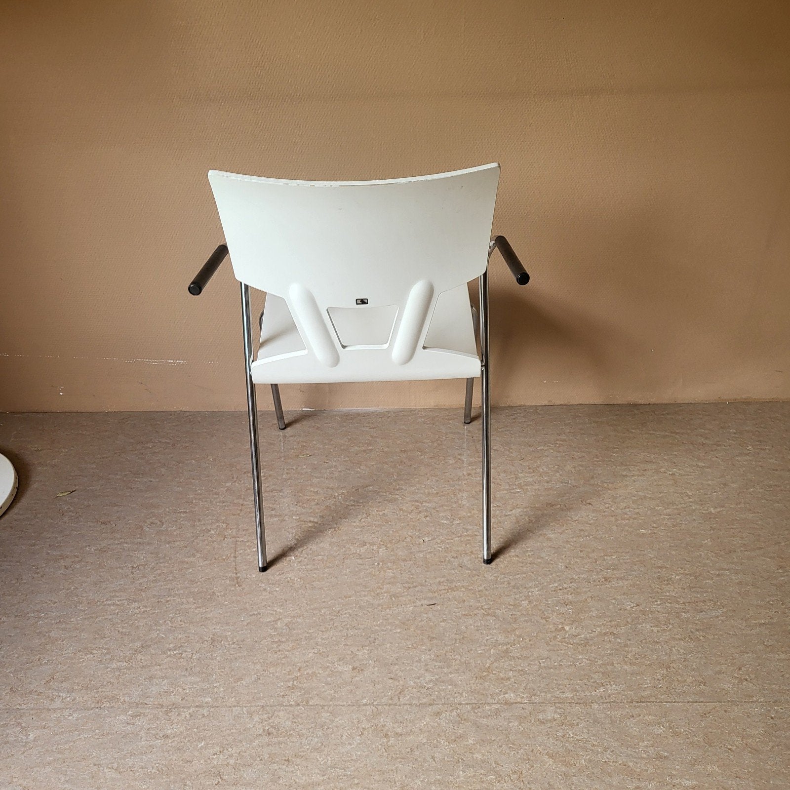 Witte Design Stoel van König + Neurath, Modern design, Gebruikt, Wit, Ophalen of Verzenden