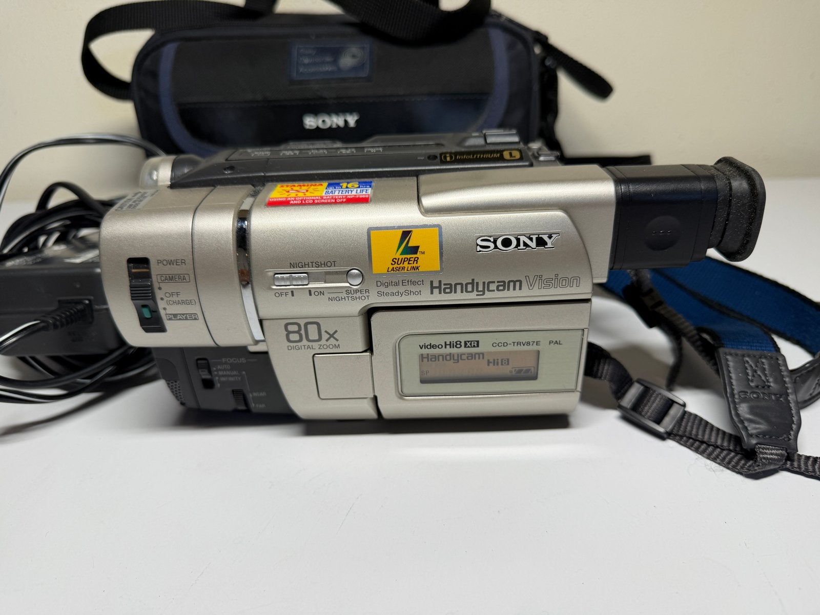 Sony Handycam Vision Video Hi8 CCD-TRV87E PAL Camcorder, Gebruikt, Overige soorten, Sony, Camera