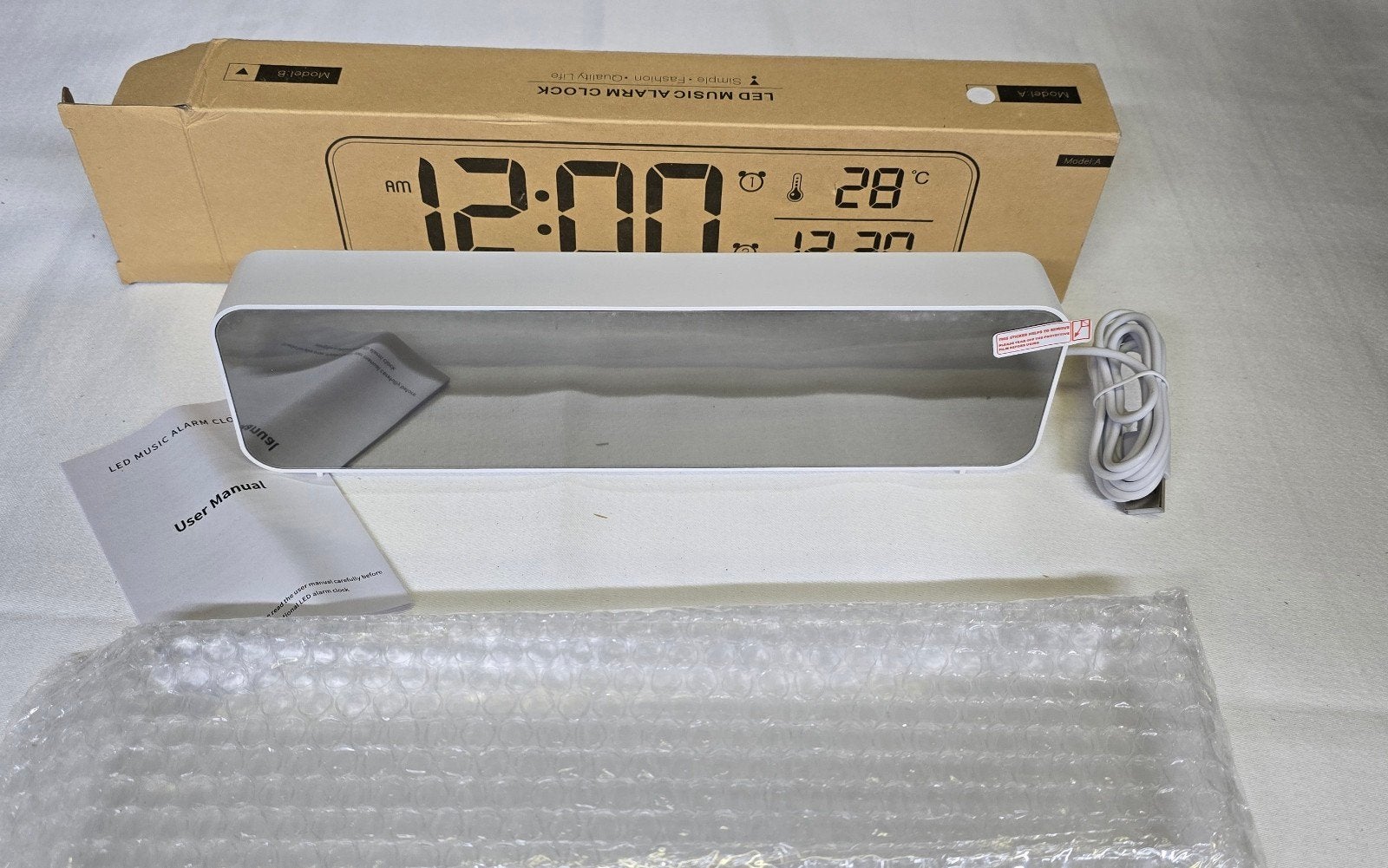 led klok /led music alarm clock wit, Ophalen, Wandklok, Wit, Nieuw