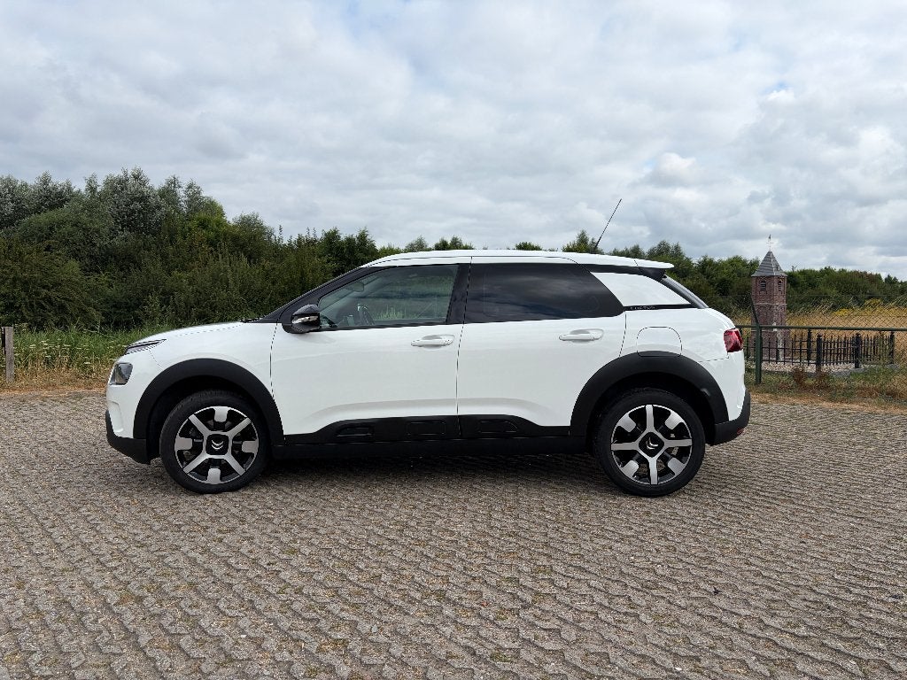Citroën C4 Cactus 1.5 Bluehdi 120pk S&S Eat6 2019 Wit, Auto's, Stof, 625 kg, 4 cilinders, Sound system