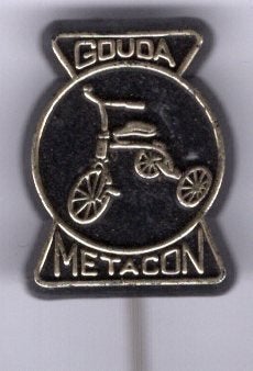 Metacon Gouda kinderfietsjes zwart plastic speldje ( F_274), Verzenden, Zo goed als nieuw, Merk, Speldje of Pin