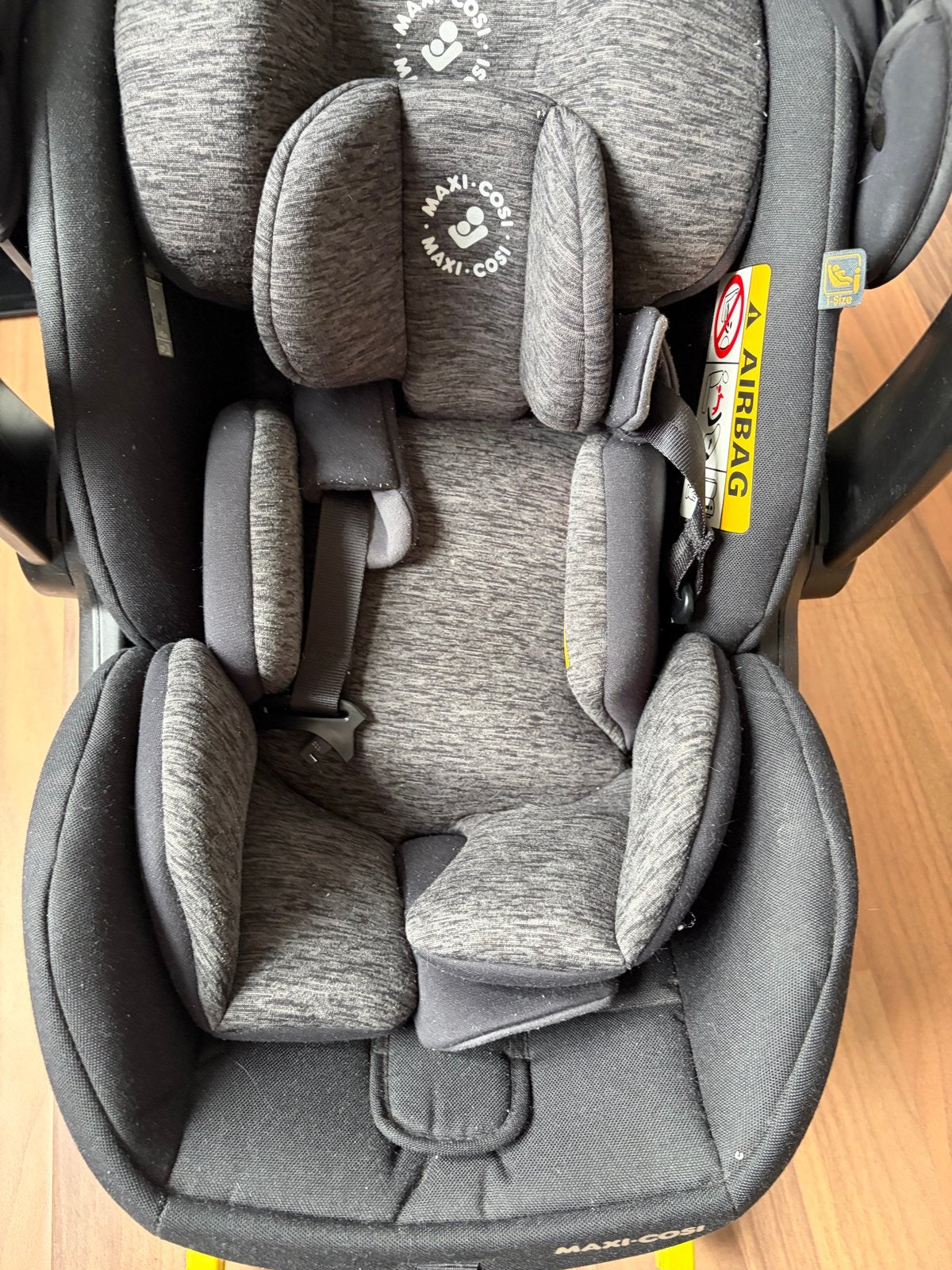 Maxi-Cosi Marble autostoel met Isofix base, Autogordel of Isofix, Zo goed als nieuw, 0 t/m 13 kg, Maxi-Cosi