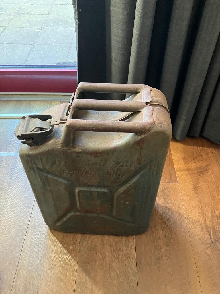 Leger jerrycan, Verzamelen, Ophalen of Verzenden, Landmacht, Nederland, Overige typen