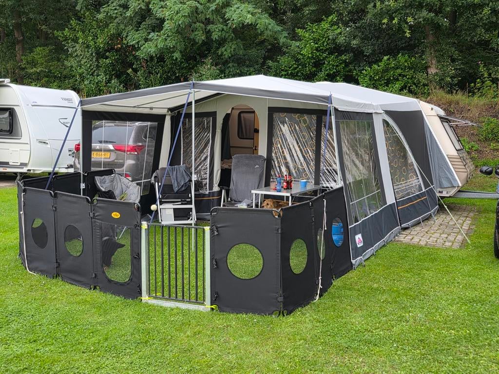Kip de Luxe 42T - Instapklare caravan met voortent!, Caravans en Kamperen, Caravans, Kachel, Kip, Dwarsbed, Particulier