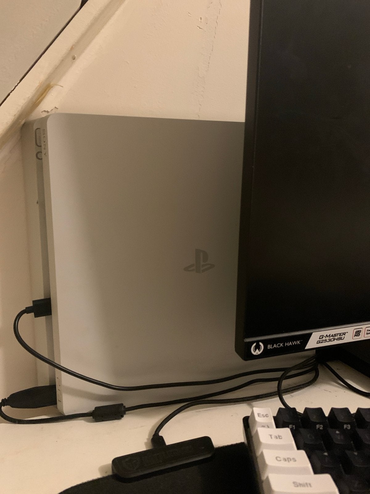 PlayStation 4 Slim - Wit, Spelcomputers en Games, Spelcomputers | Sony PlayStation 4, Ophalen, 500 GB, Zo goed als nieuw, Zonder controller