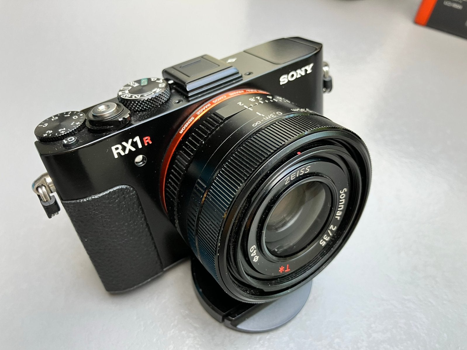 Sony RX1R II, Ophalen of Verzenden, Zo goed als nieuw, Sony, Geen optische zoom