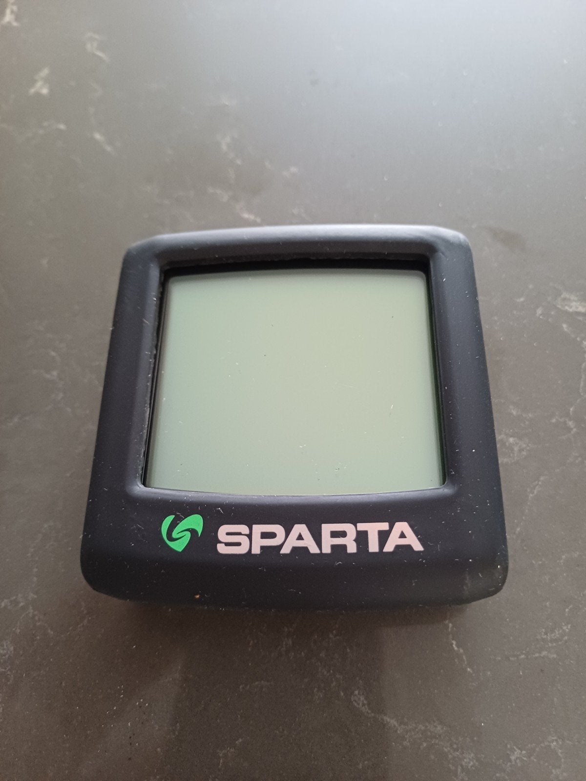 Sparta fietscomputer met beschermhoes, Ophalen of Verzenden, Snelheidssensor, Gebruikt