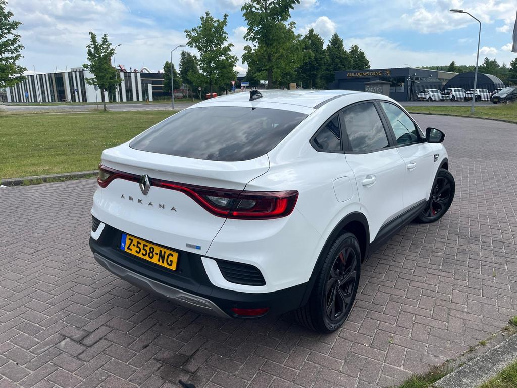 Renault Arkana 1.6 E-Tech hybrid 145 techno, Gebruikt, Euro 6, 4 cilinders, Wit
