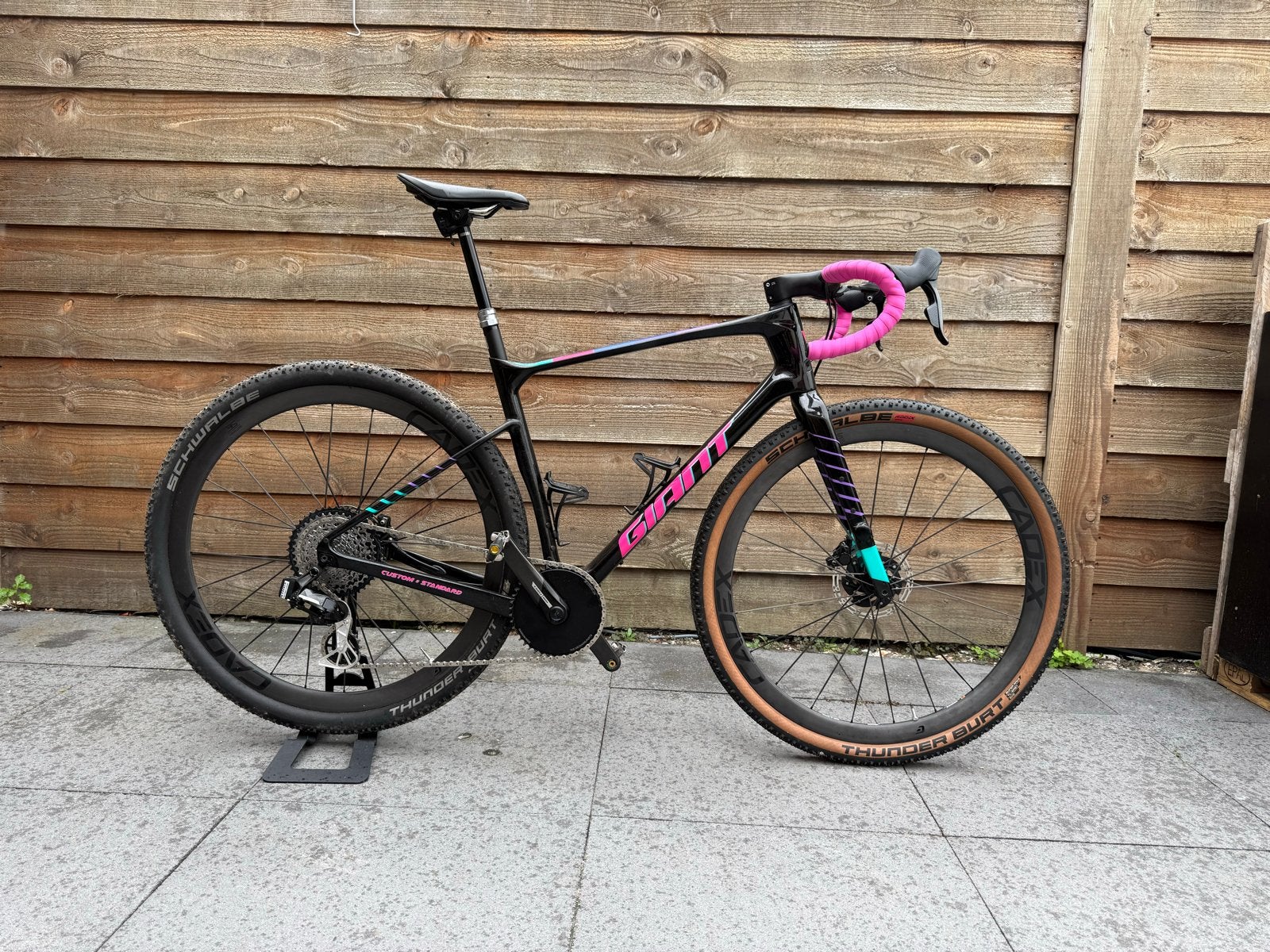 Giant Revolt ML met Cadex 36 wielen en Force afmontage, Fietsen en Brommers, Ophalen, Gebruikt, Carbon, Giant