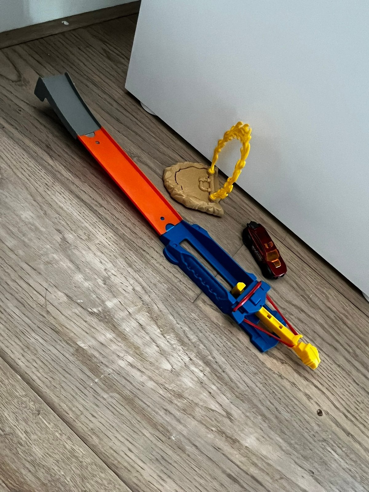 Hotweels racebaan met vlammen en een auto, Ophalen, Zo goed als nieuw, Elektrisch, Carrera