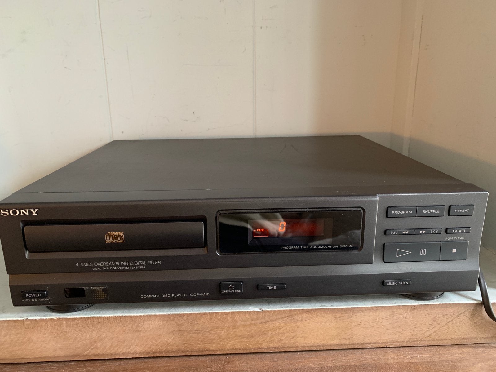 Sony CDP-M18 Vintage Compact-disk Player, Ophalen of Verzenden, Zo goed als nieuw, Sony
