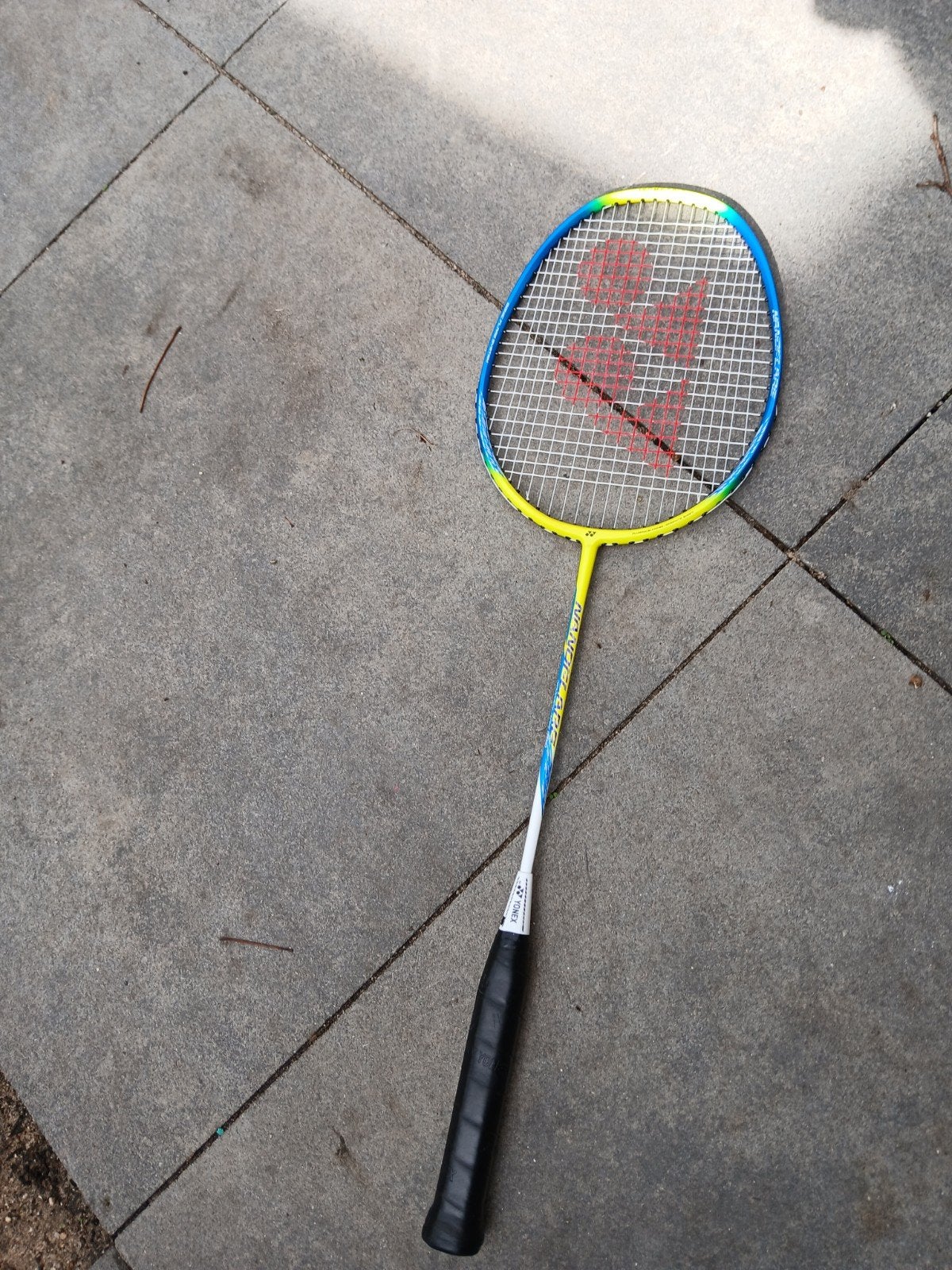 badminton racket - 3x gebruikt. Zgan!, Sport en Fitness, Badminton, Ophalen, Zo goed als nieuw, Racket(s)