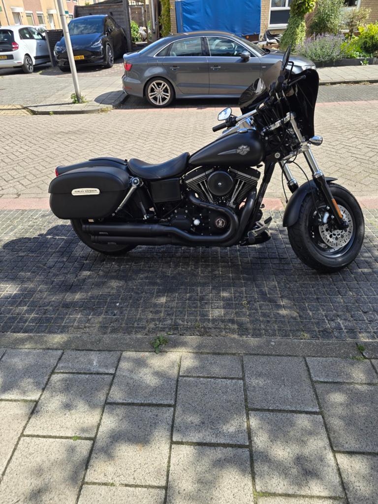 Harley-Davidson FatBob 2011 Black Denim - Krachtige Dyna, Motoren, Motoren | Harley-Davidson, Particulier, Chopper