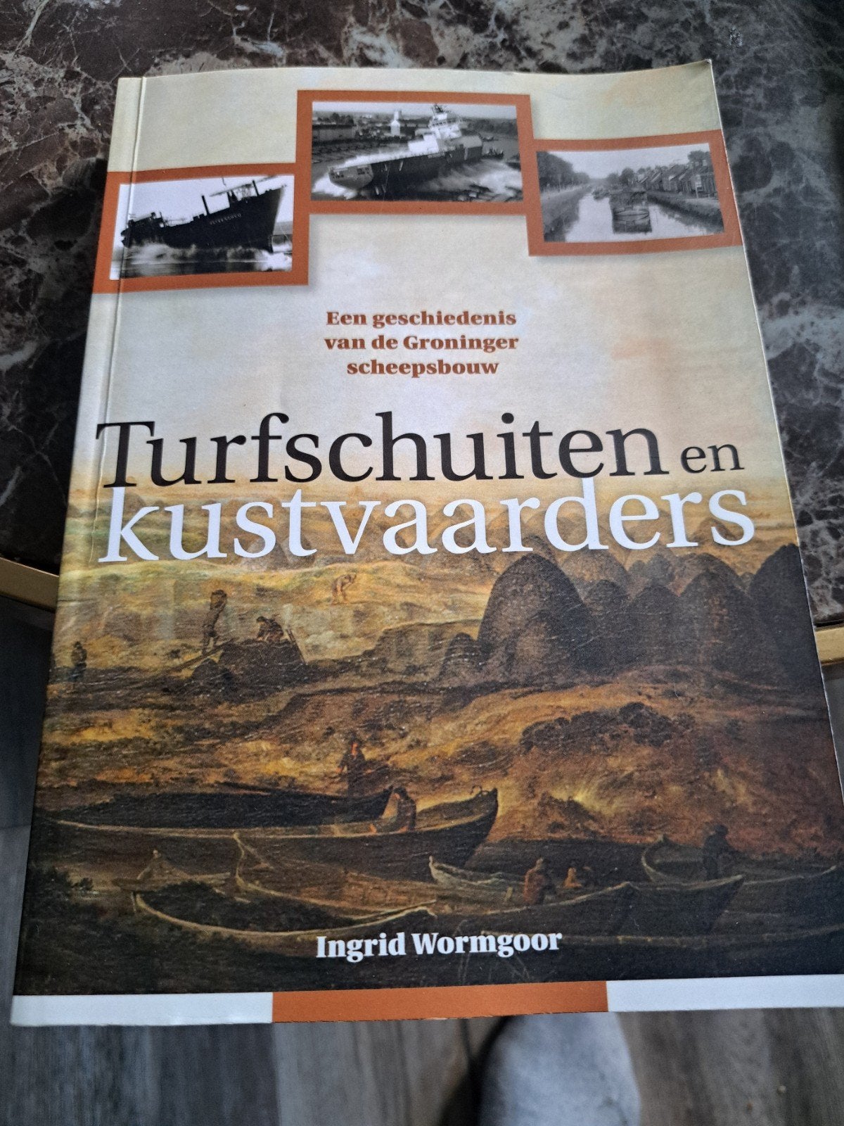 Turfschuiten en Kustvaarders: Groninger Scheepsbouw, Ophalen of Verzenden