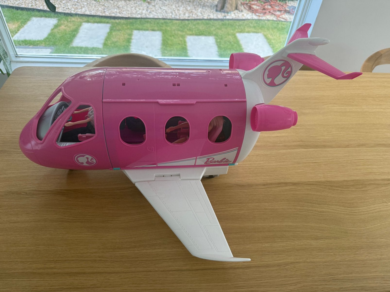 Barbie airplane with dolls, Ophalen of Verzenden, Zo goed als nieuw, Barbie