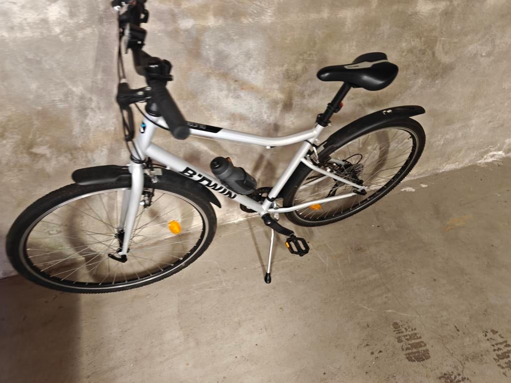 B'Twin Riverside 120 Hybride Fiets - Comfortabel & Veelzijdi, Ophalen of Verzenden, Gebruikt, Velgrem, Overige merken