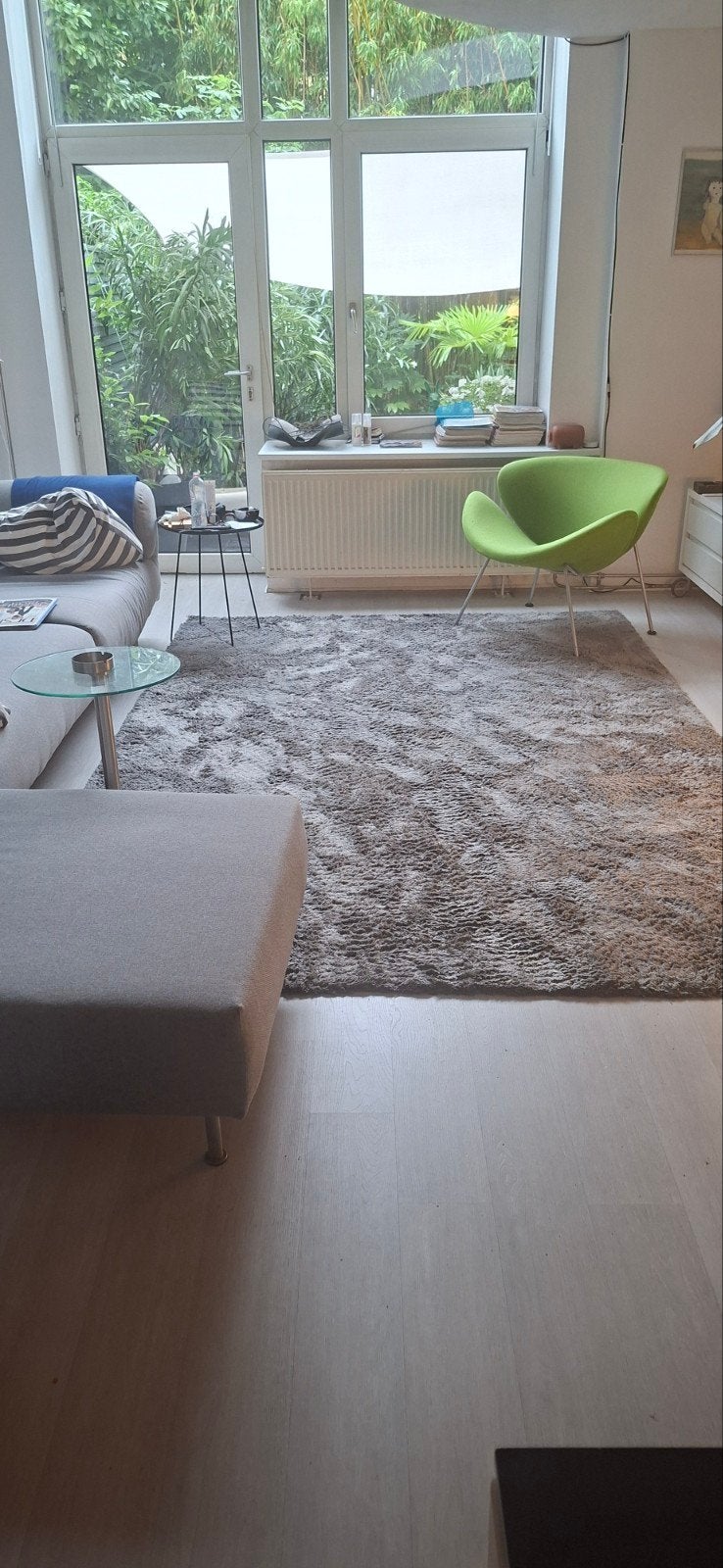 Grijs synthetisch vloerkleed, 2m breed x 3m lang, Ophalen, Gebruikt, 200 cm of meer, 200 cm of meer