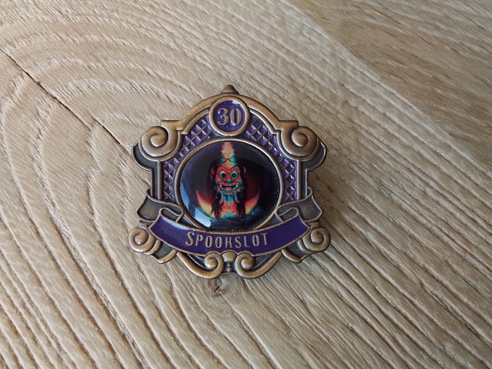 efteling spookslot pin 30 jaar, Verzamelen, Efteling, Ophalen of Verzenden, Nieuw, Button of Speldje