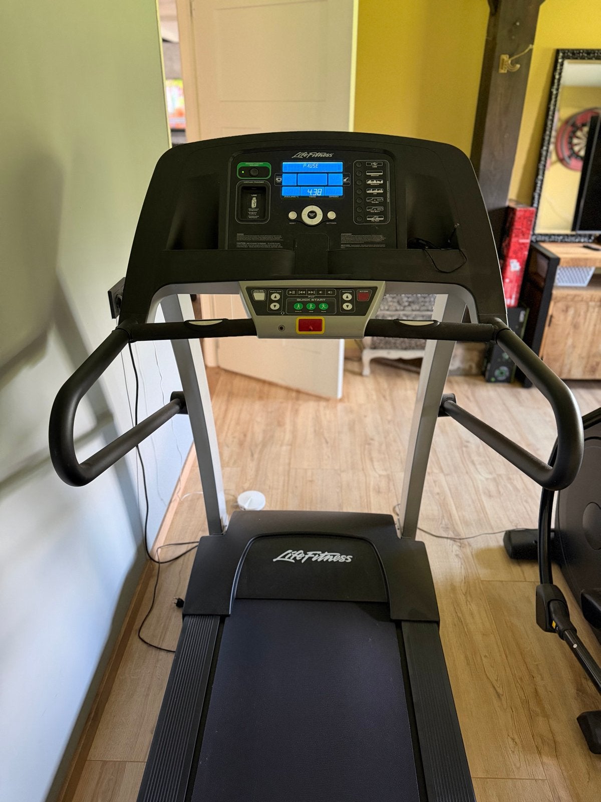 Loopband: Life Fitness, Sport en Fitness, Ophalen, Zo goed als nieuw, Loopband