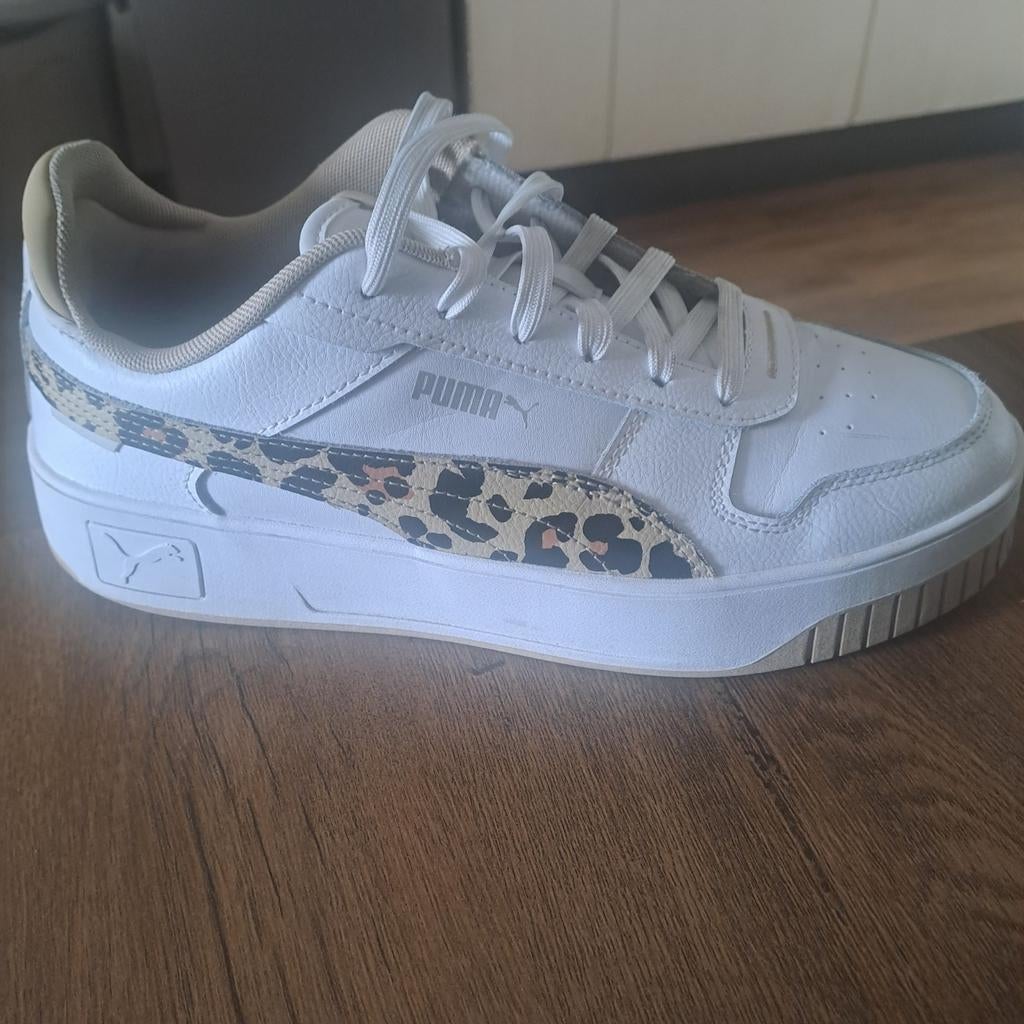 Puma schoenen maat 41 ophalen in uden, Ophalen, Zo goed als nieuw, Sneakers of Gympen