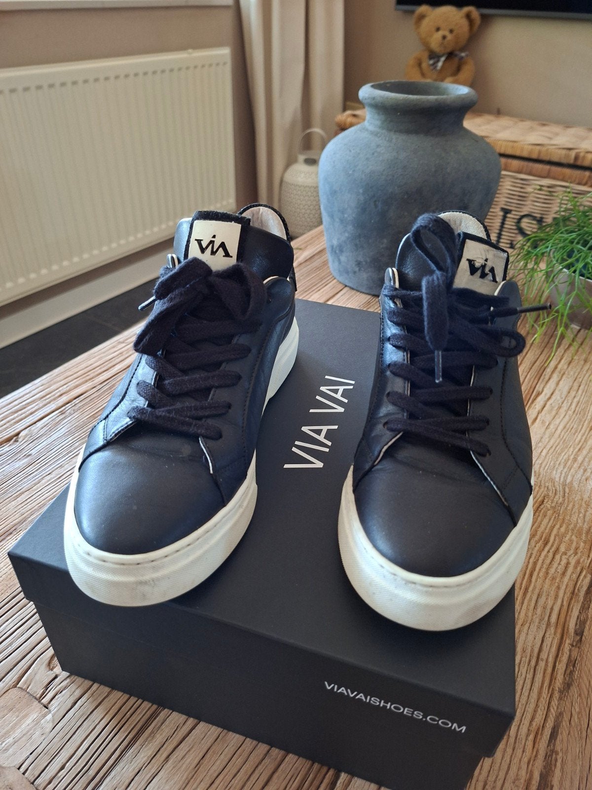 viavai zwarte sneakers mt 39,zo goed als nieuw., Zwart, Ophalen of Verzenden, Sneakers of Gympen, Zo goed als nieuw