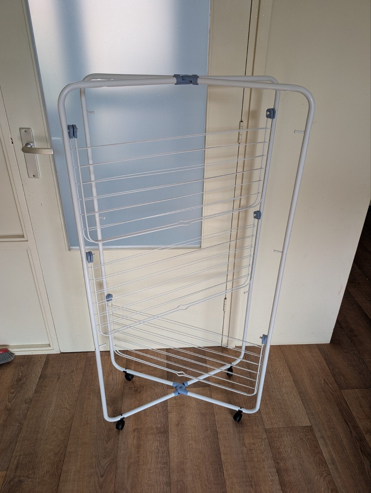 wasrek 3 niveaus, opklapbaar, 130 cm h, 65 cm br, wieltjes, Ophalen, Zo goed als nieuw, Wasrek