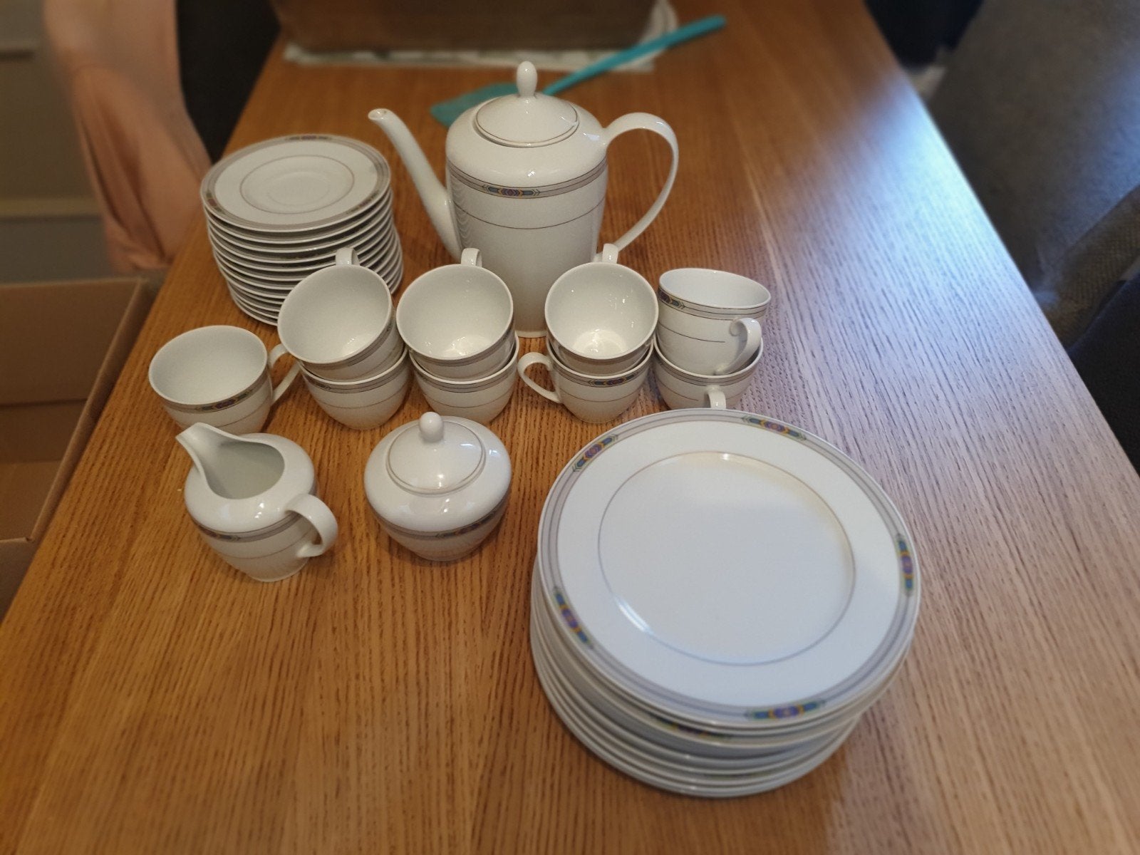 Mitterteich Bavaria koffie- en dinerservies 1970s, Ophalen