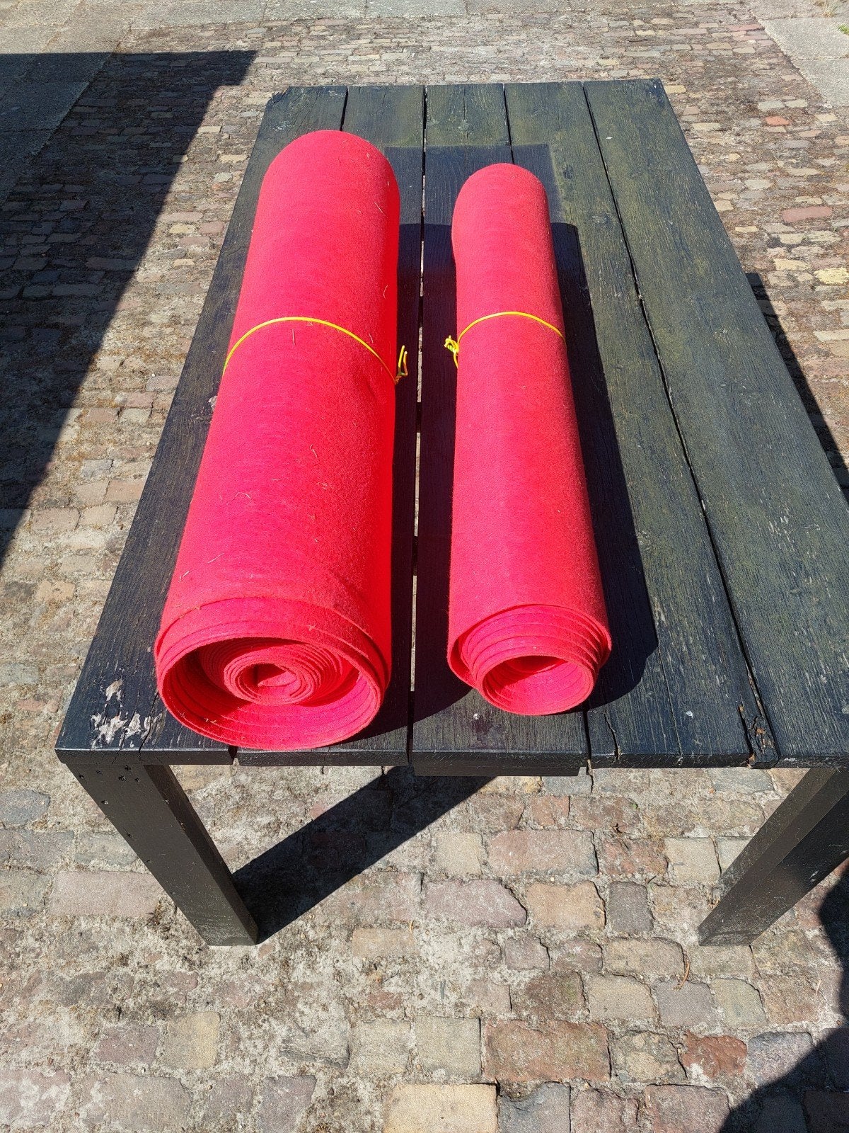 Rode loper - 5 meter en 12 meter, Ophalen, Gebruikt, 200 cm of meer, 50 tot 100 cm