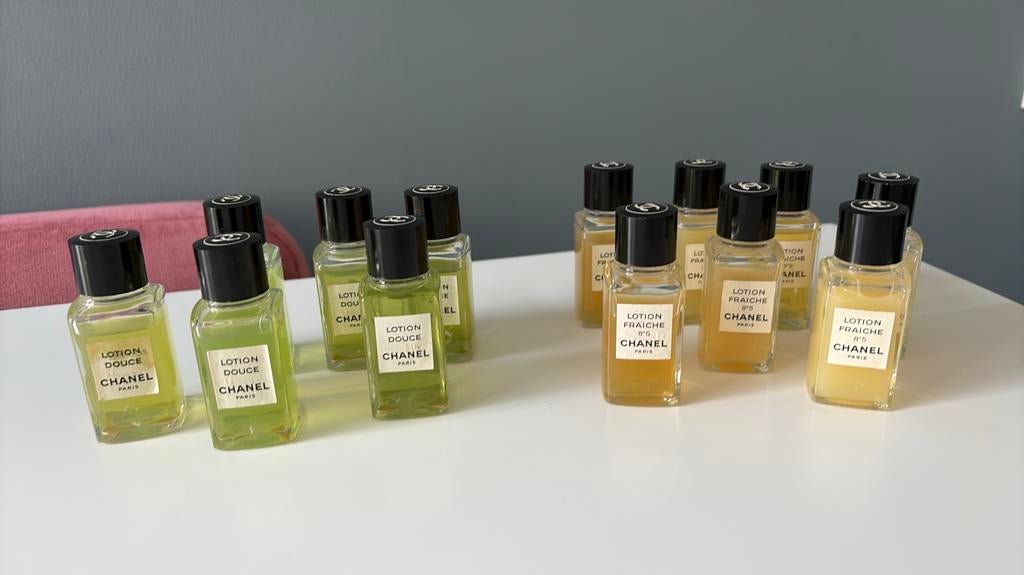 Chanel Lotion Fraiche en Lotion Douce miniaturen parfummini, Ophalen of Verzenden, Gebruikt, Miniatuur, Gevuld