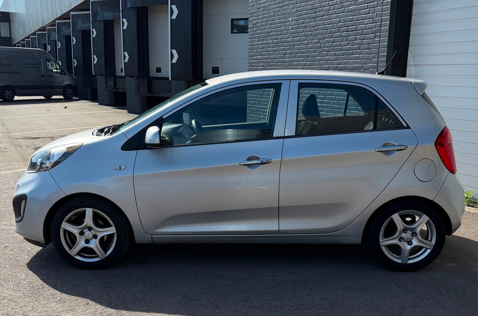 Kia Picanto 1.0 CVVT Comfort Pack CARPLAY/KEYLES/LMV/5DEURS, Auto's, Voorwielaandrijving, Euro 5, Stof, Gebruikt