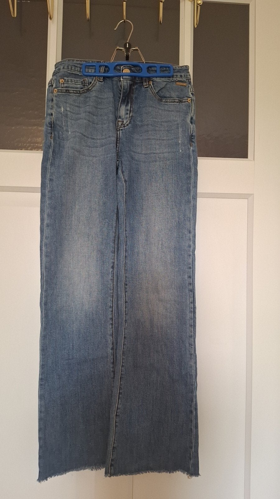 Jeans van het merk Blue Daze, Ophalen of Verzenden, Zo goed als nieuw, Blauw