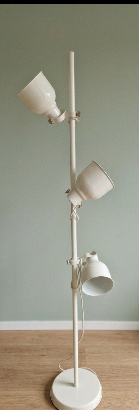 Gebruikte witte IKEA vloerlamp met 3 spots, Huis en Inrichting, Ophalen, Gebruikt, E27 (groot), Metaal