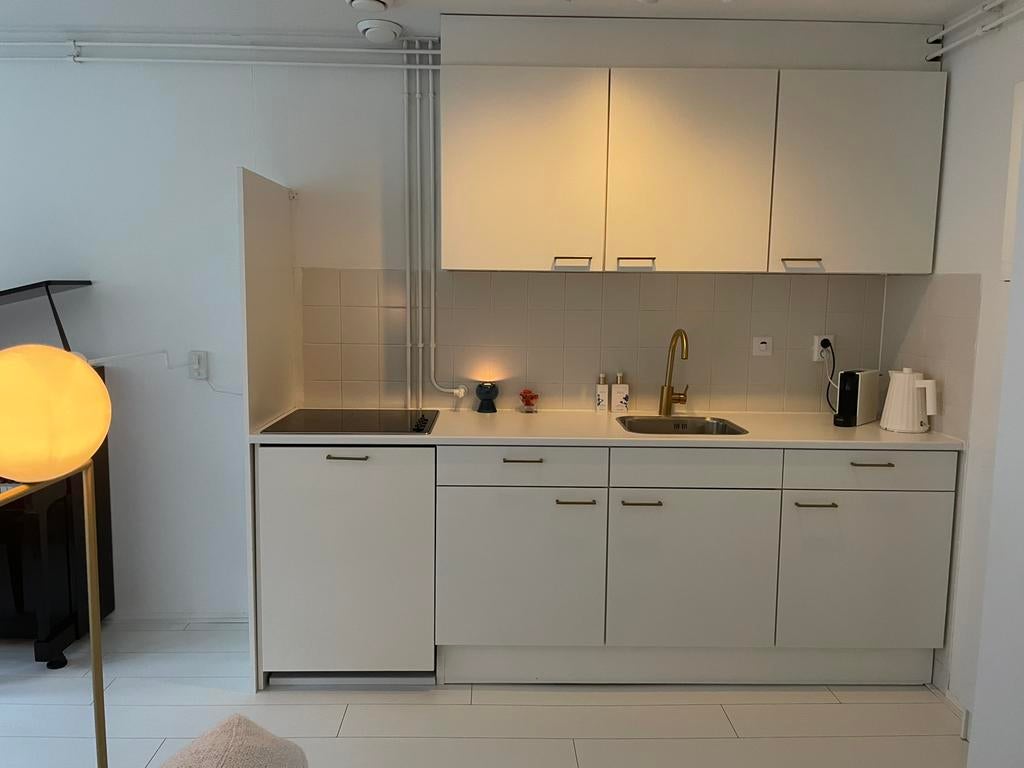Te koop: Complete keuken – €150, Ophalen, Zo goed als nieuw
