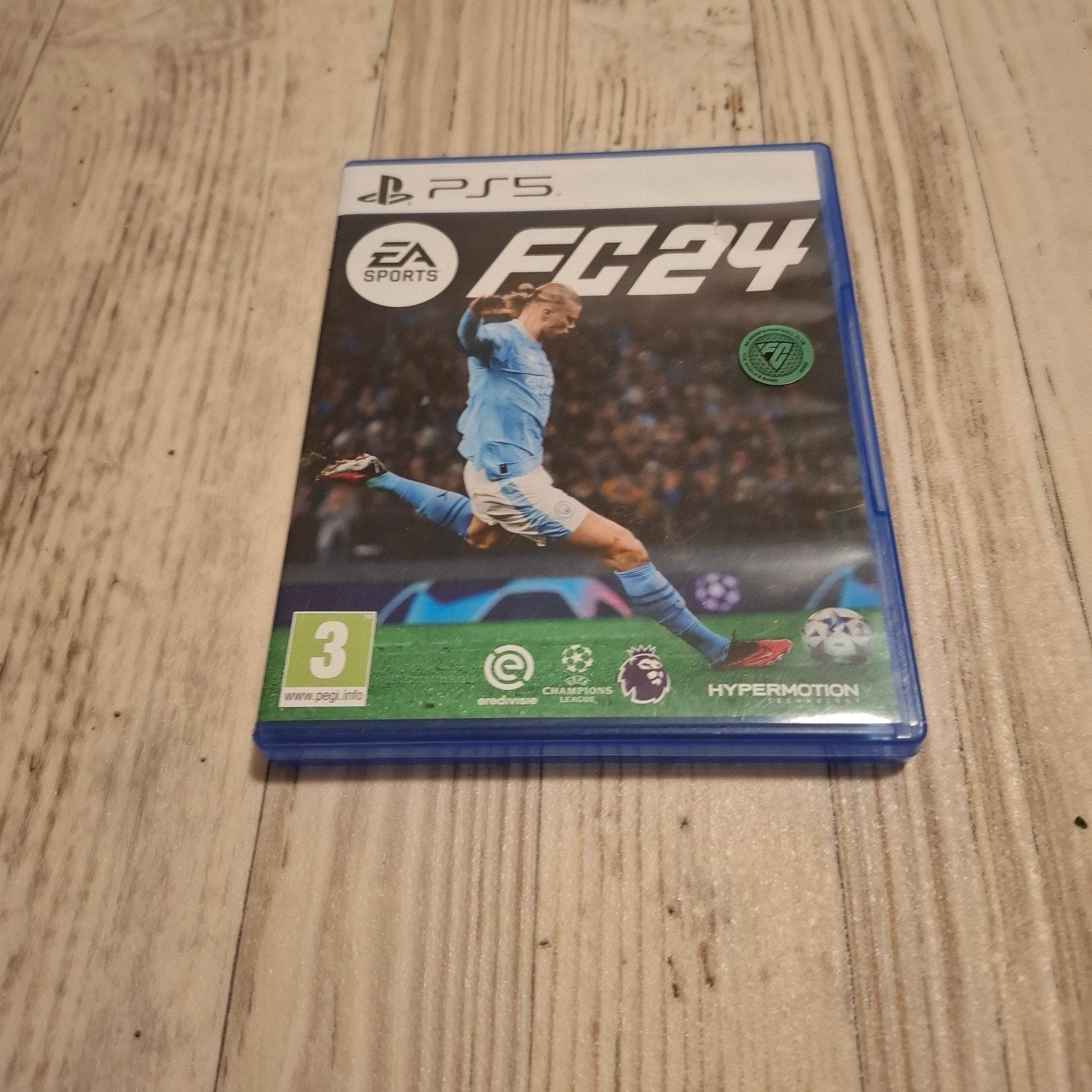 EA Sports FC 24 voor PS5 - 2 jaar oud maar werkt perfect, Ophalen, Zo goed als nieuw