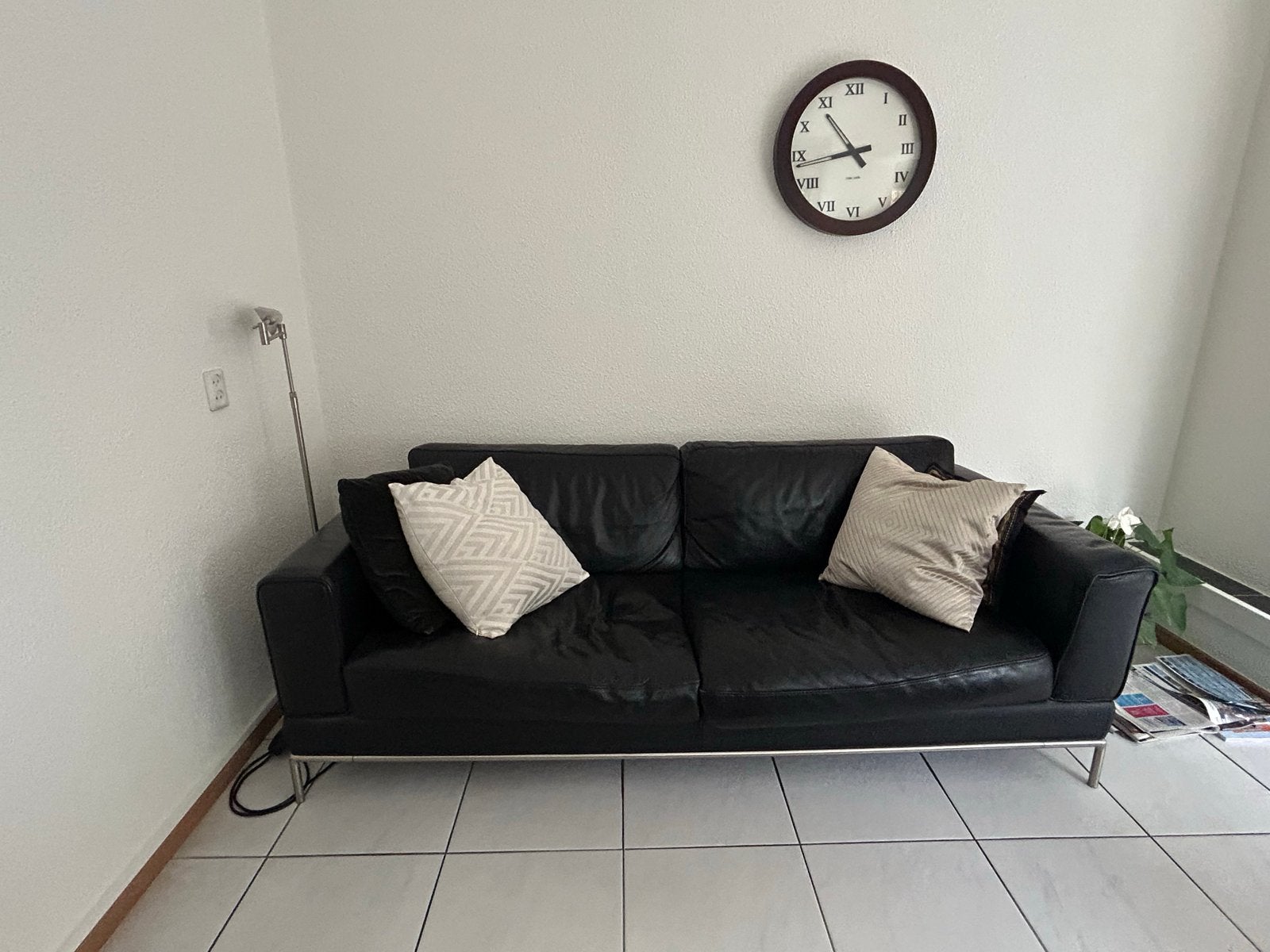 Zwarte leren bank met twee fauteuils, Gebruikt, 150 tot 200 cm, Driepersoons, Ophalen of Verzenden