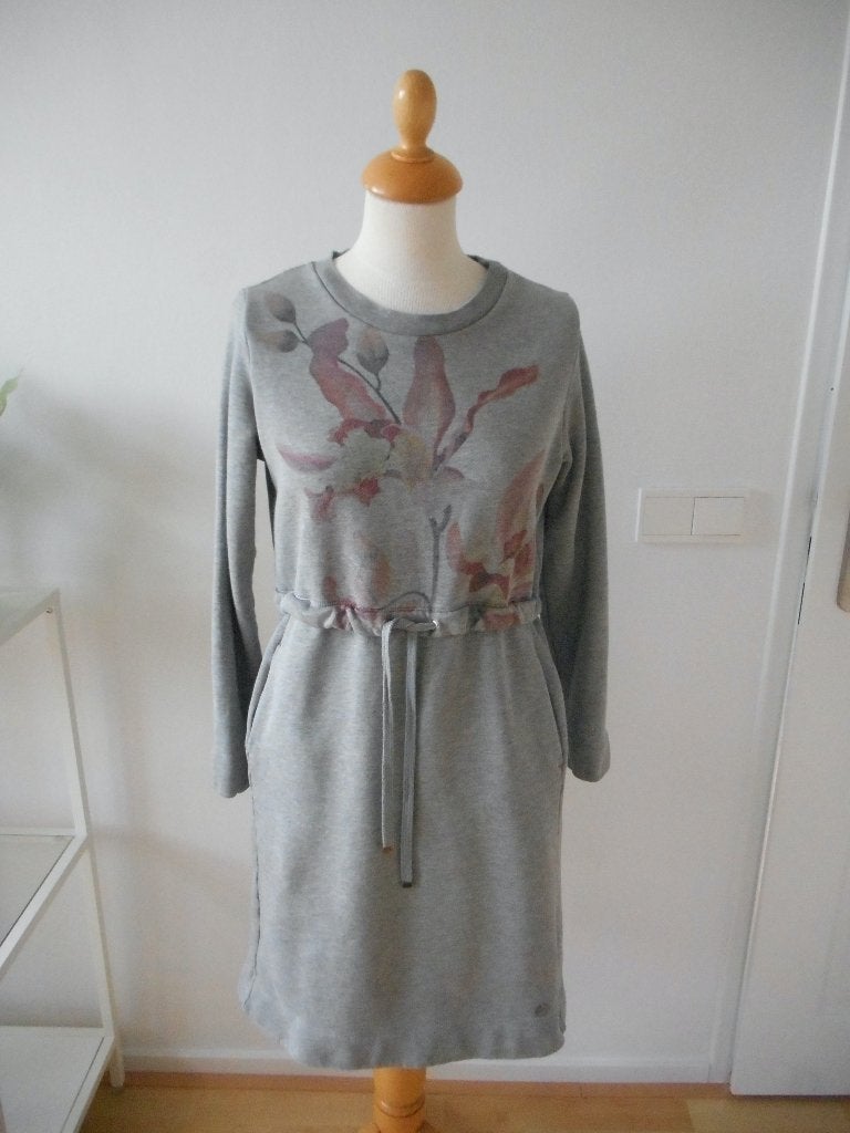 Jurk van Oilily, maat S, Oilily, Ophalen of Verzenden, Zo goed als nieuw, Knielengte