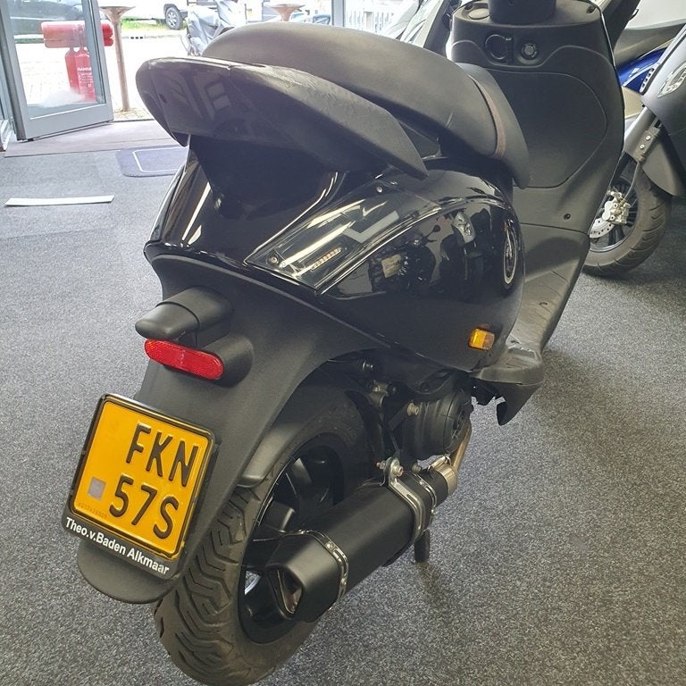 Piaggio Zip Iget 45km 2022 16668km brom full options dik, Ophalen, Gebruikt, Maximaal 45 km/u, Zip