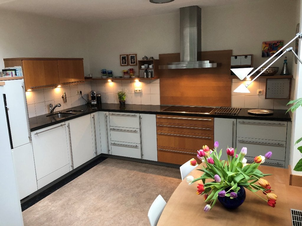 Leicht keuken met inbouwapparatuur, Ophalen, Gebruikt, U-keuken