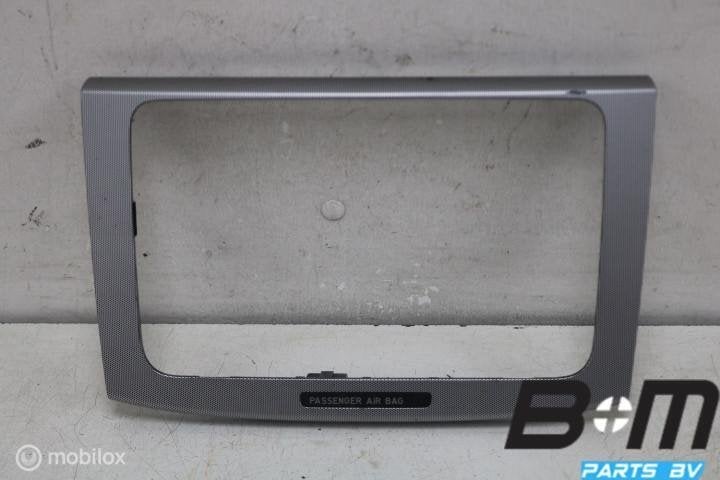 Radio afdekking VW Passat B6 3C0858069M, Auto-onderdelen, Gebruikt