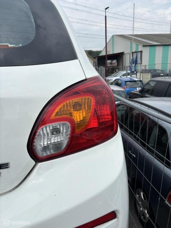 Achterlicht rechts Mitsubishi Space Star ('18->), Auto-onderdelen, Gebruikt, Mitsubishi, Ophalen of Verzenden