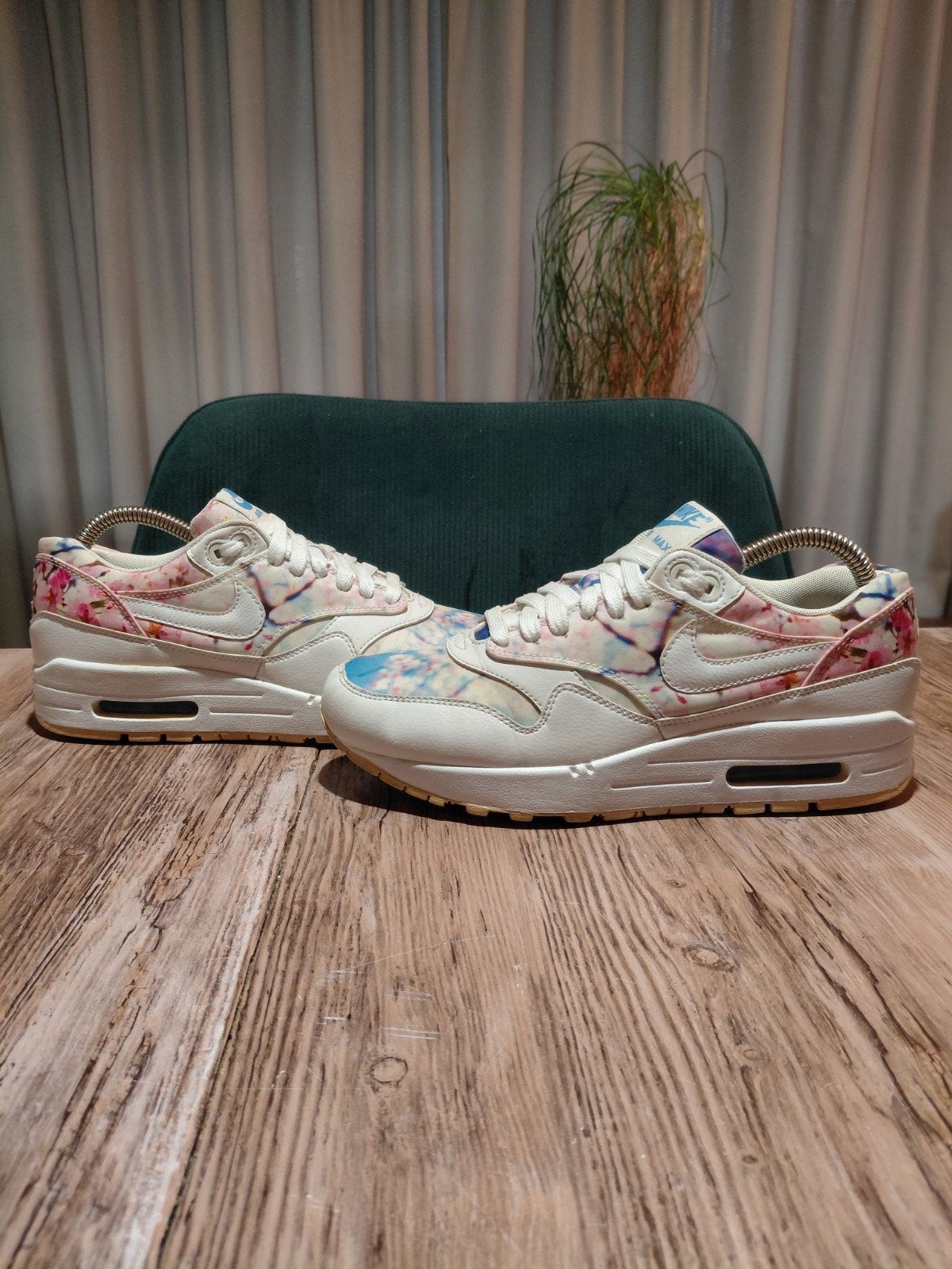 Nike Air Max 1 Special Edition 'Cherry Blossom Print' 37,5, Wit, Nike, Ophalen of Verzenden, Sneakers of Gympen