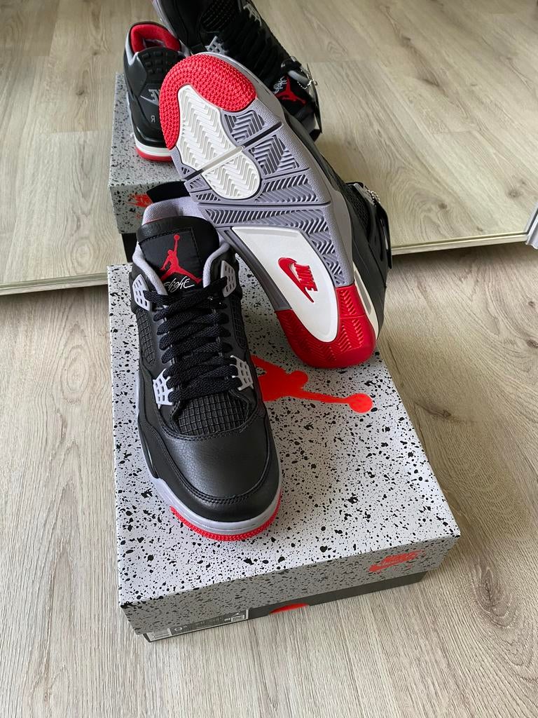 Nike Jordan 4 Retro Bred Reimagined, Maat 43, Ophalen, Zwart, Nieuw, Sneakers of Gympen