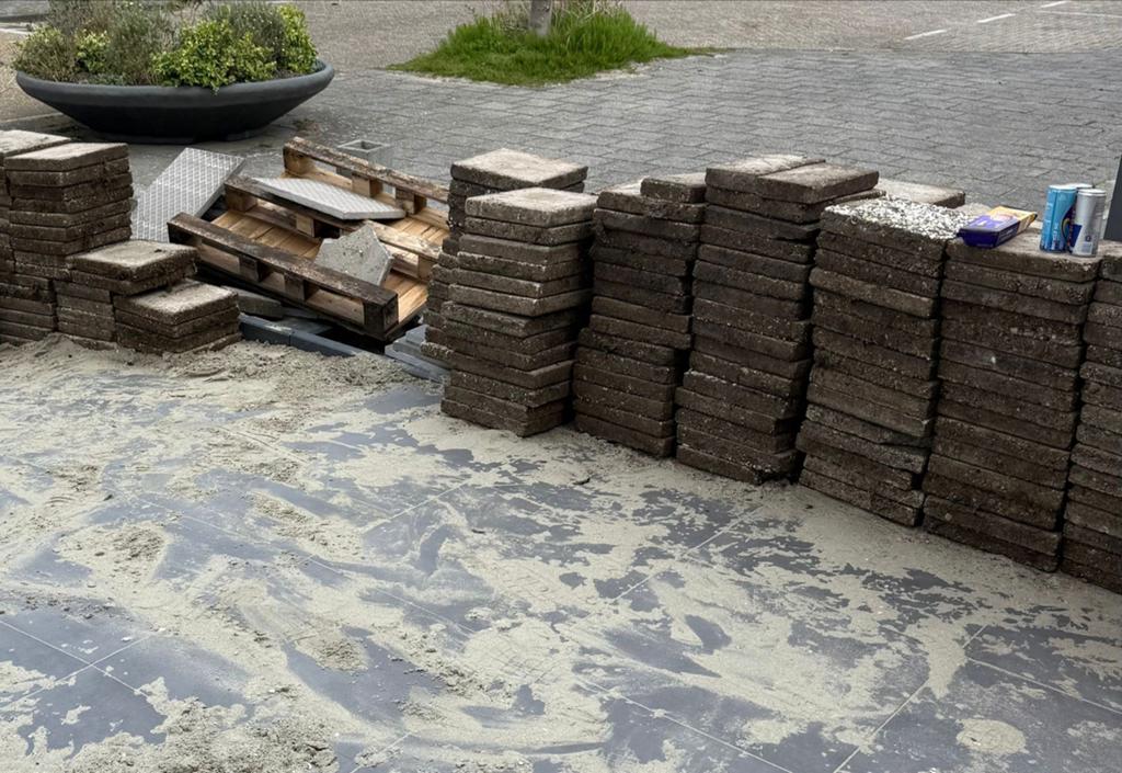Gratis grindtegels op te halen, Tuin en Terras, Ophalen, Gebruikt, 10 m² of meer, Grind