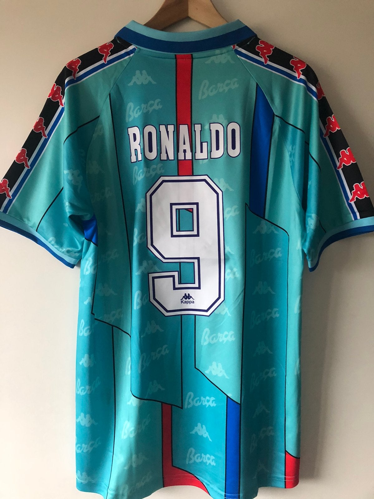 Ronaldo FC Barcelona retro voetbalshirt maat L, Ophalen of Verzenden, Zo goed als nieuw, Shirt